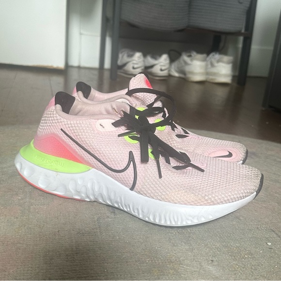 NIKE renew run foam women’s size 9 - Picture 2 of 5